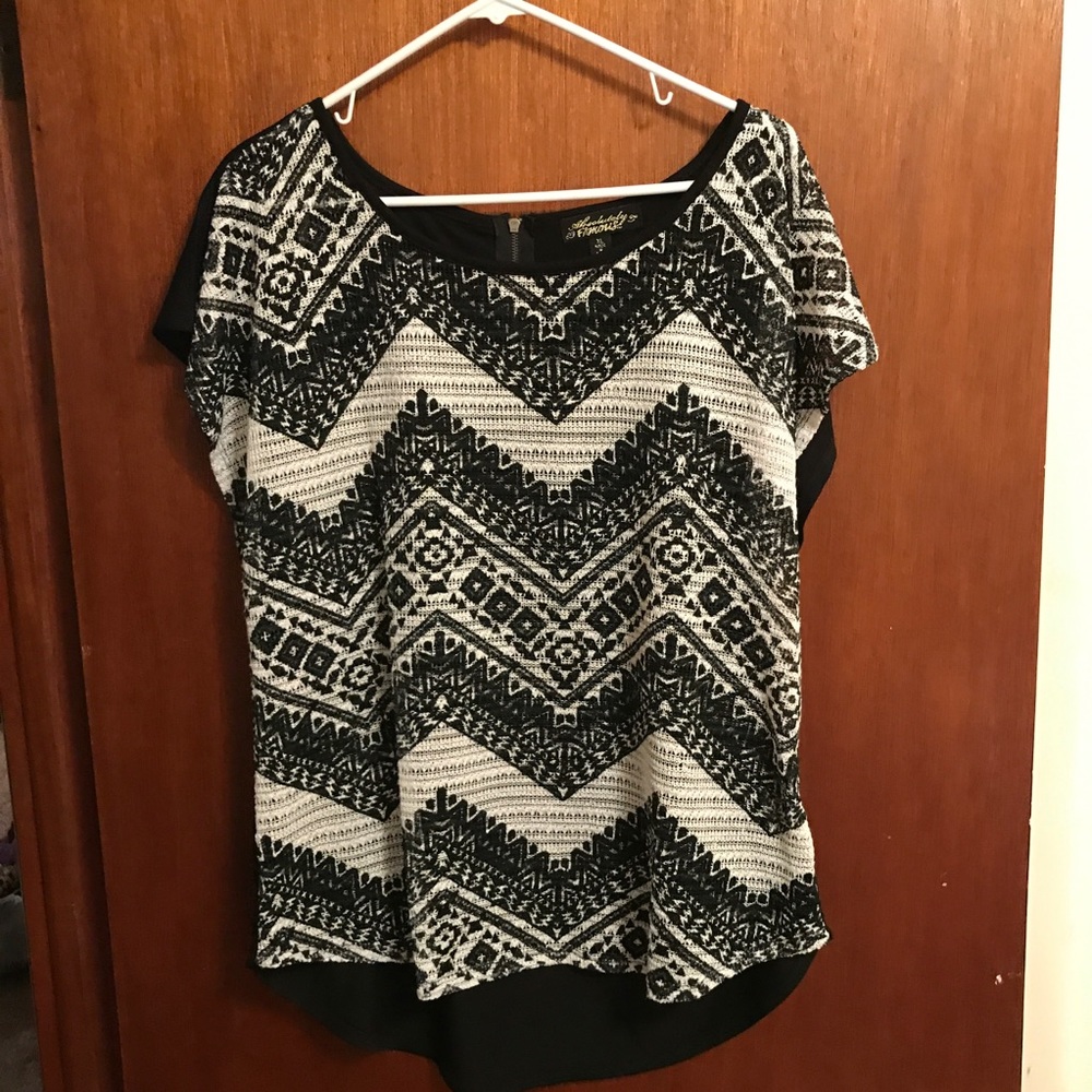 Absolutely Famous Black and White Chevron Tee